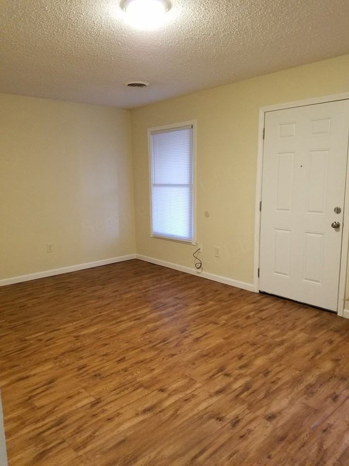 Dexter Grant Apartments - Photo 7 of 15