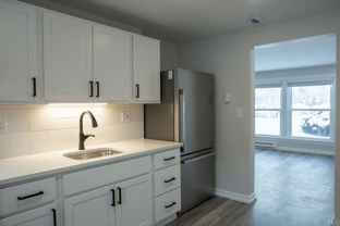 180 N Main St - Photo 1 of 1