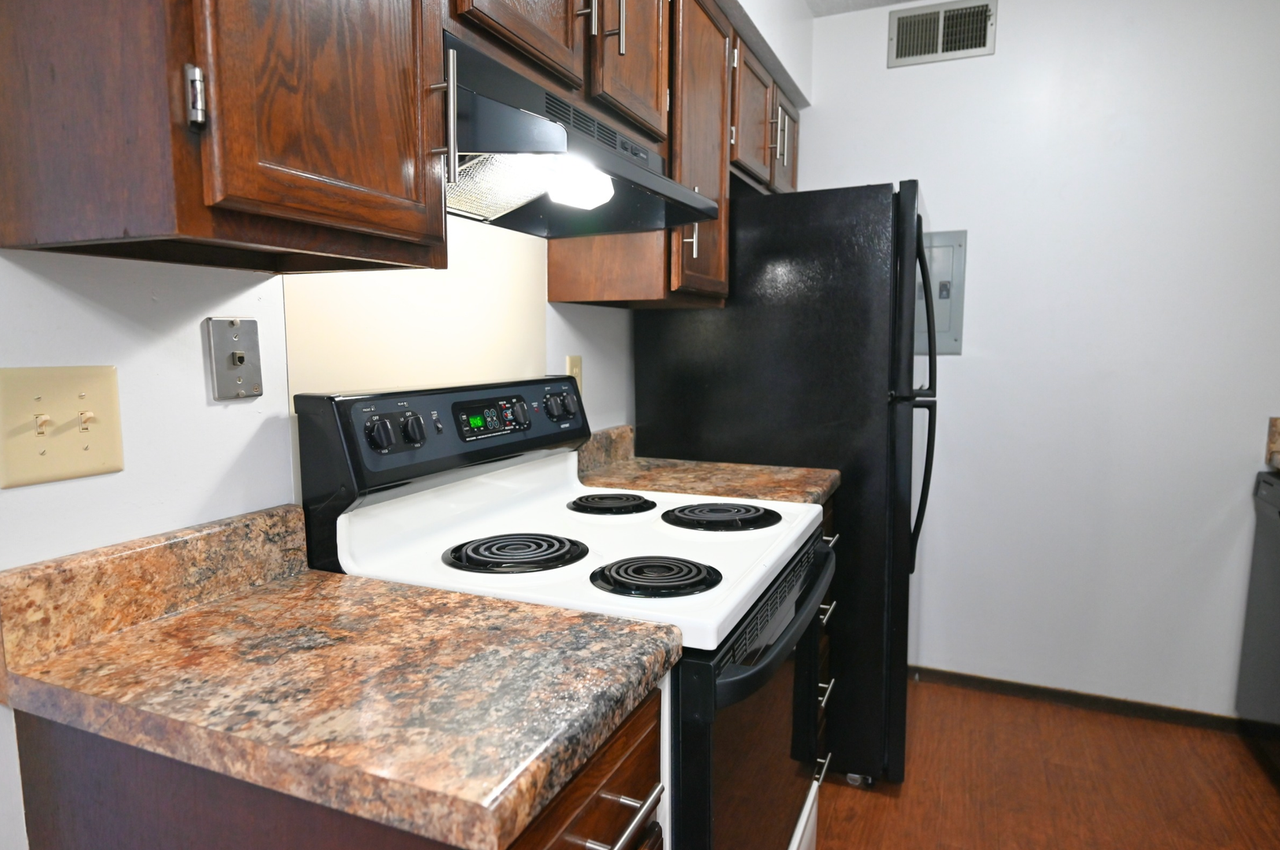 Hawkeye Apartments - Photo 2 of 19