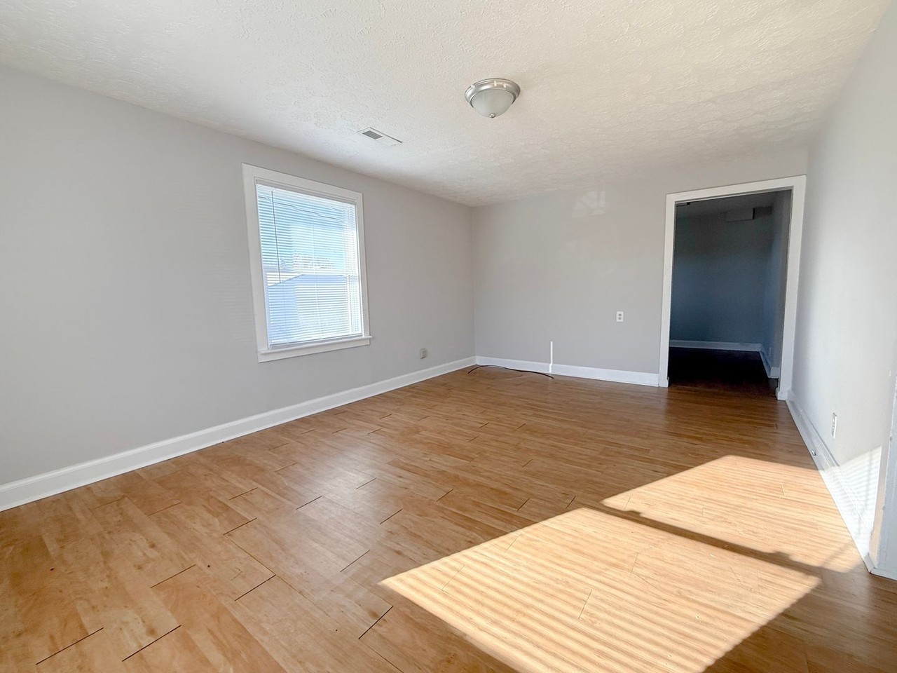 1700 E Spring St - Photo 2 of 31