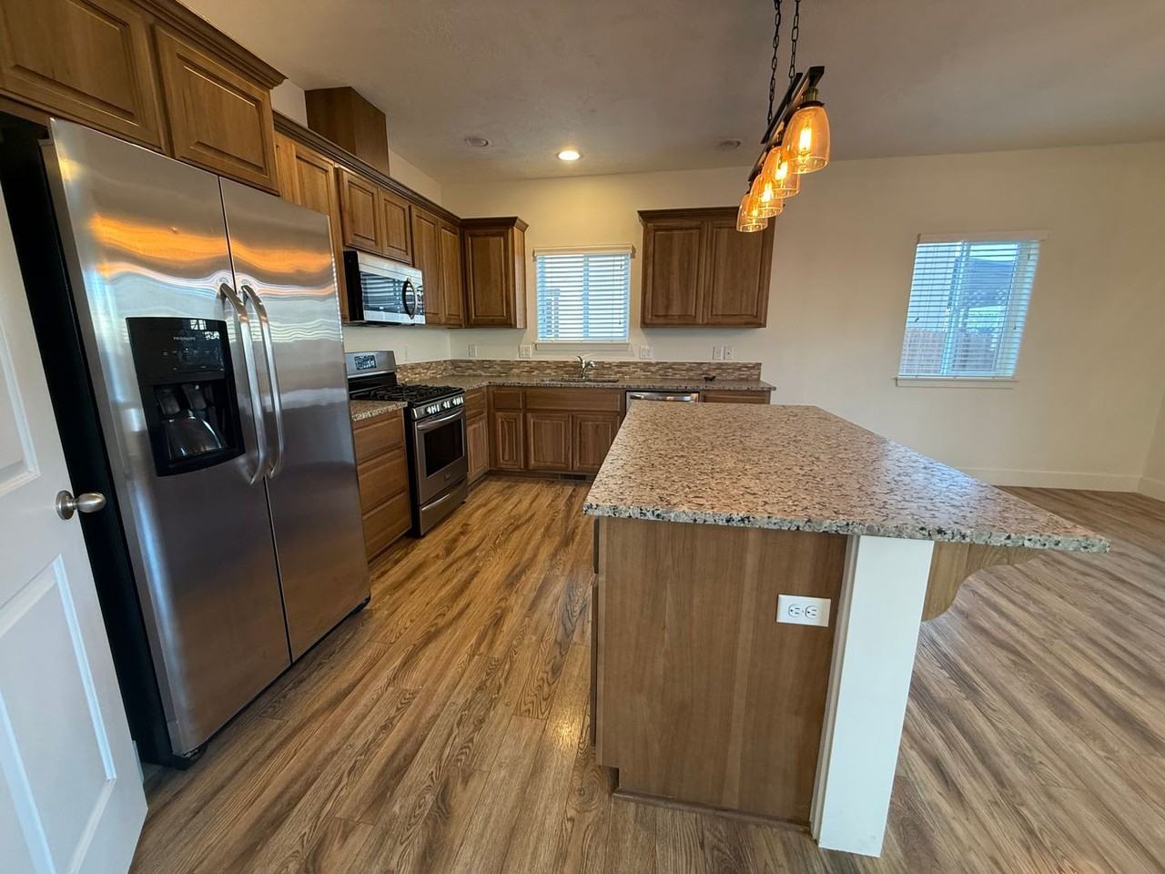 21154 Capella Pl - Photo 4 of 25