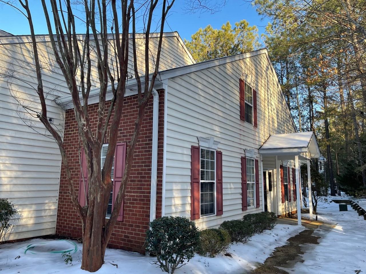 4257 Falcon Creek Dr - Photo 2 of 26