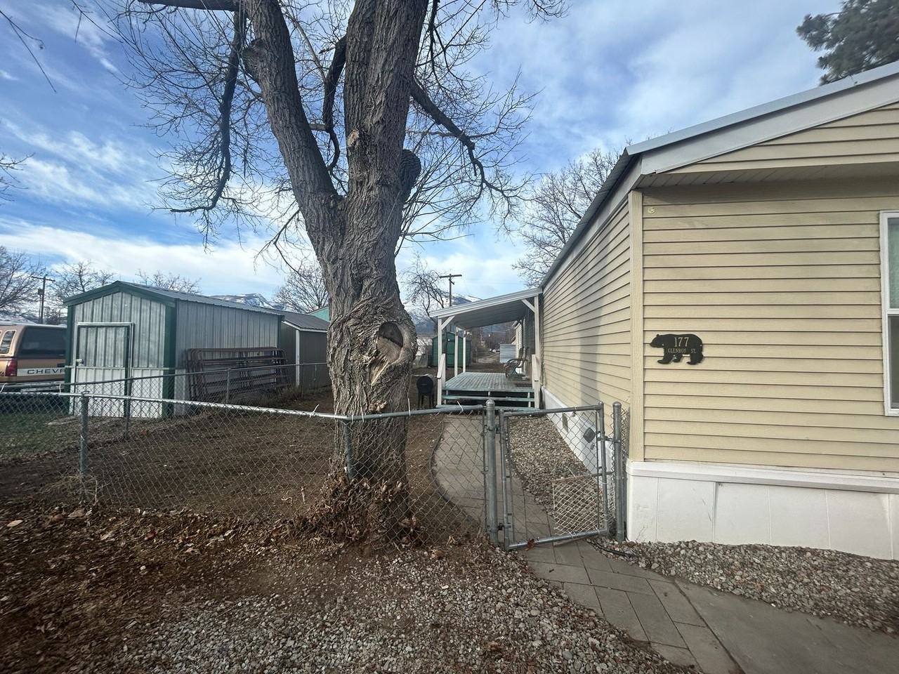 177 Glenroy St - Photo 3 of 21