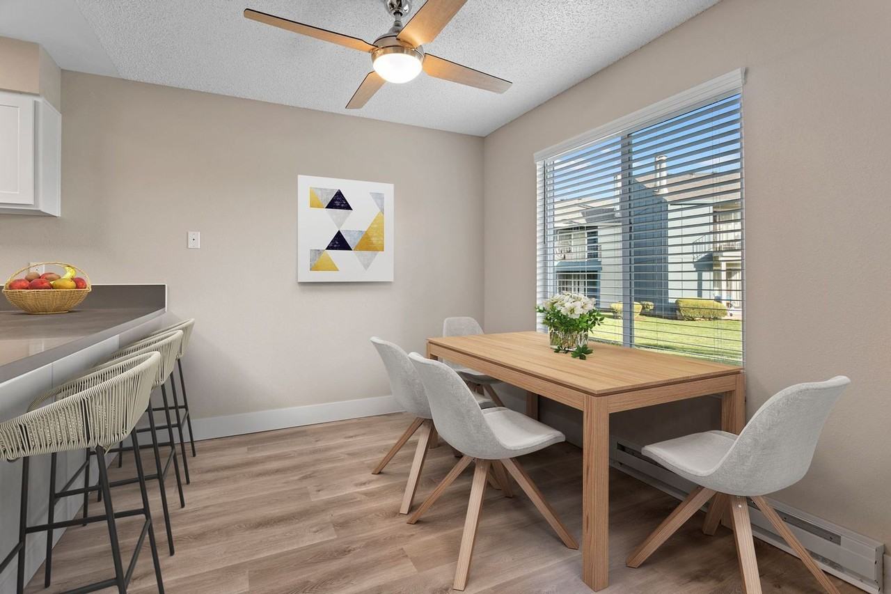 The Alexander Apartments - Photo 4 of 14