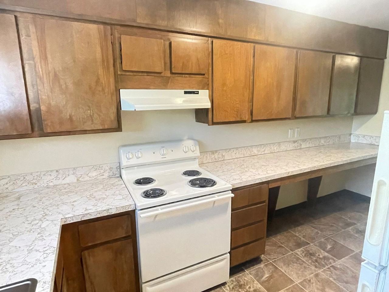 Metro Park Terrace - Photo 6 of 20