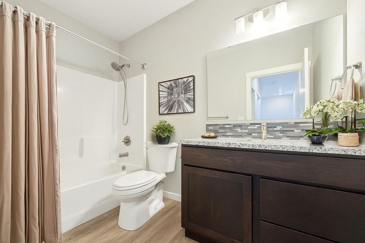 529 S Quillan Pl - Photo 5 of 31