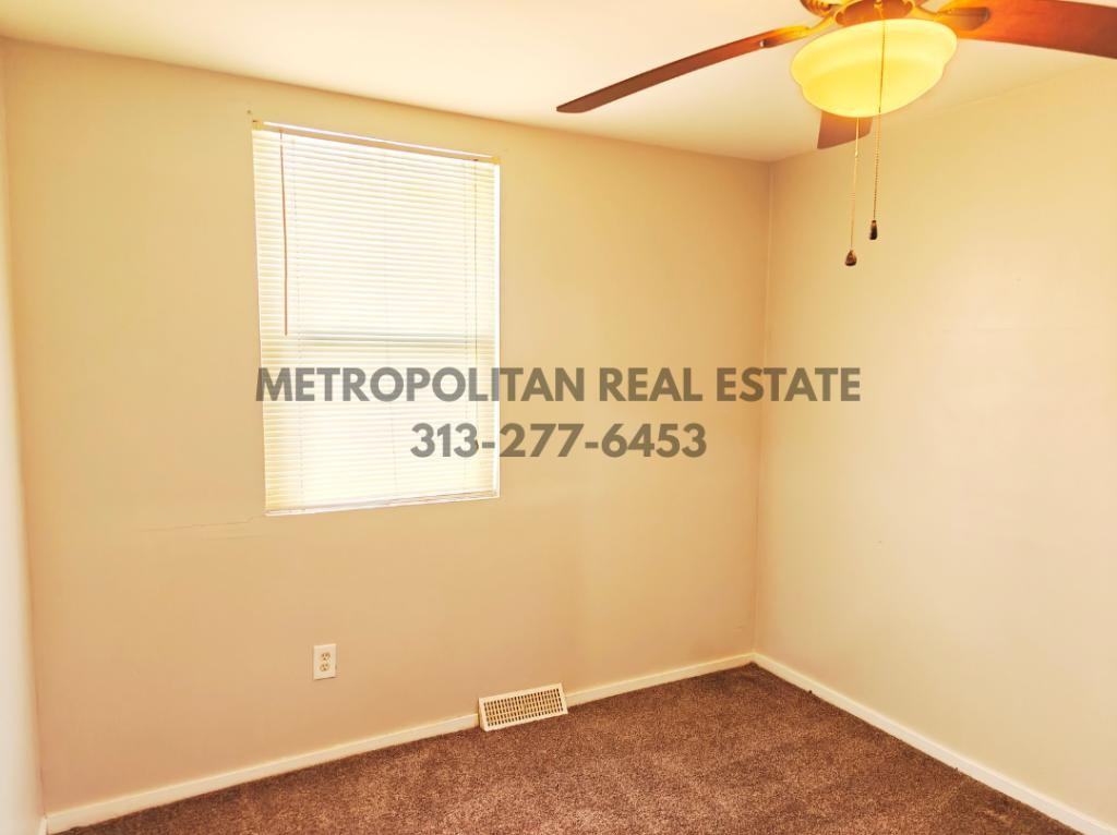 31820 Bay Ct - Photo 6 of 10