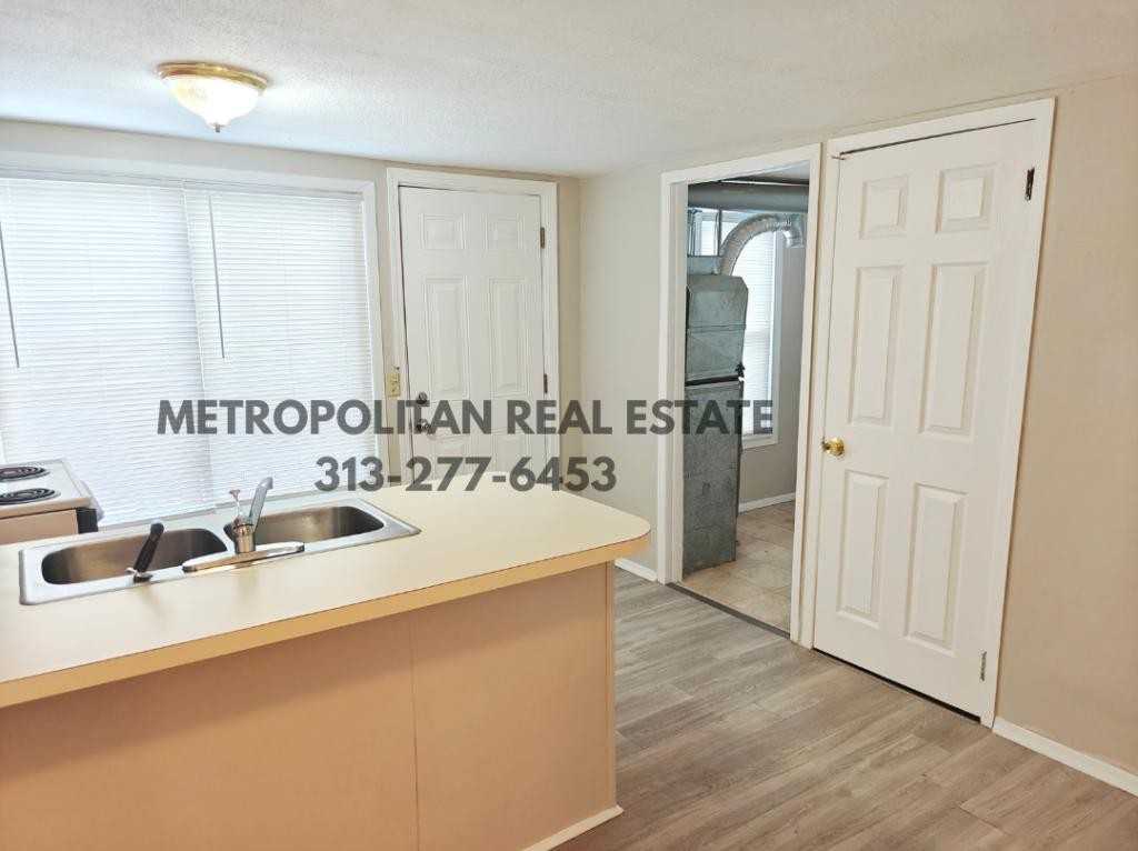 34639 Brush St - Photo 5 of 16