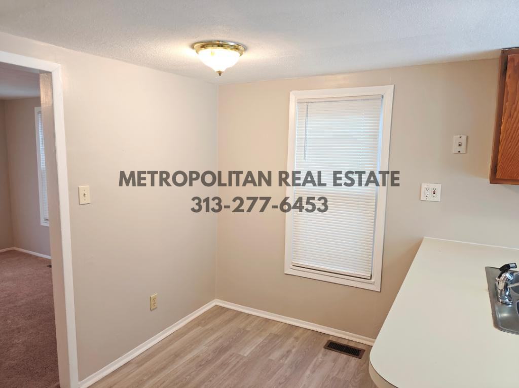 34639 Brush St - Photo 7 of 16