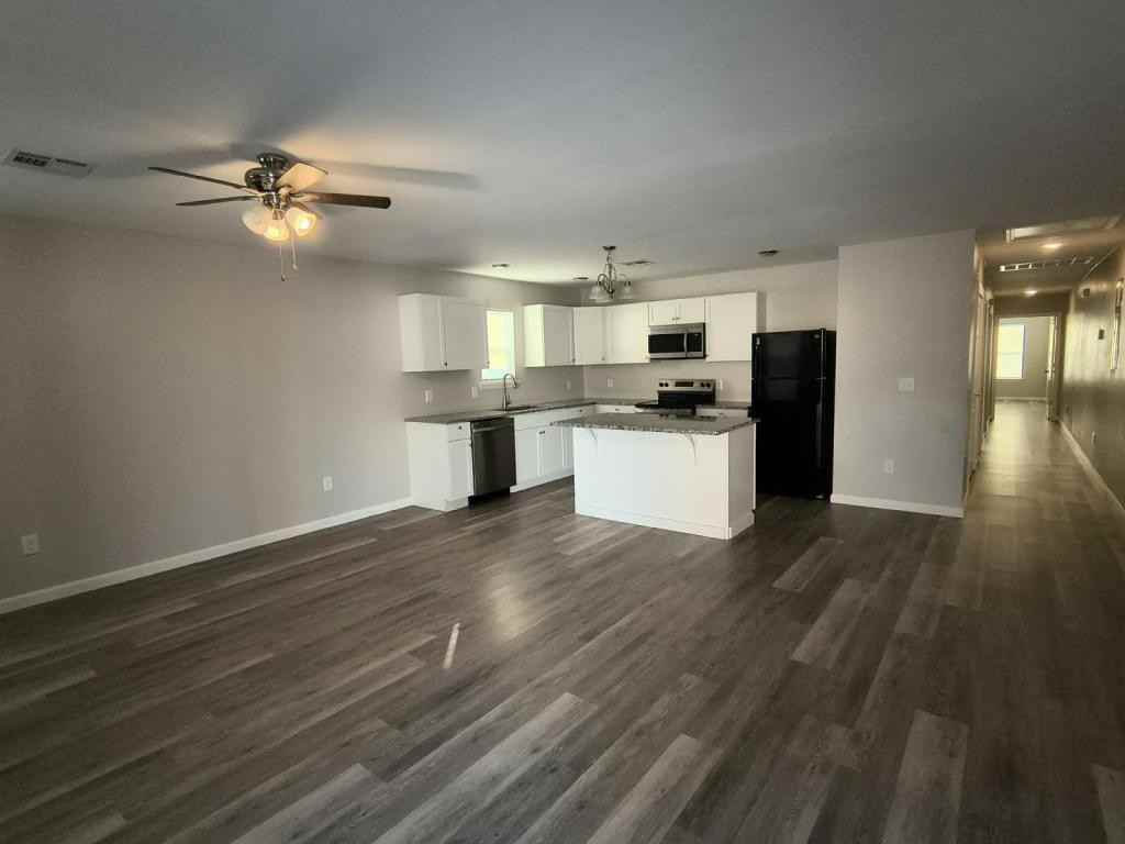 1007 N Quincy Ave Apt A - Photo 2 of 13