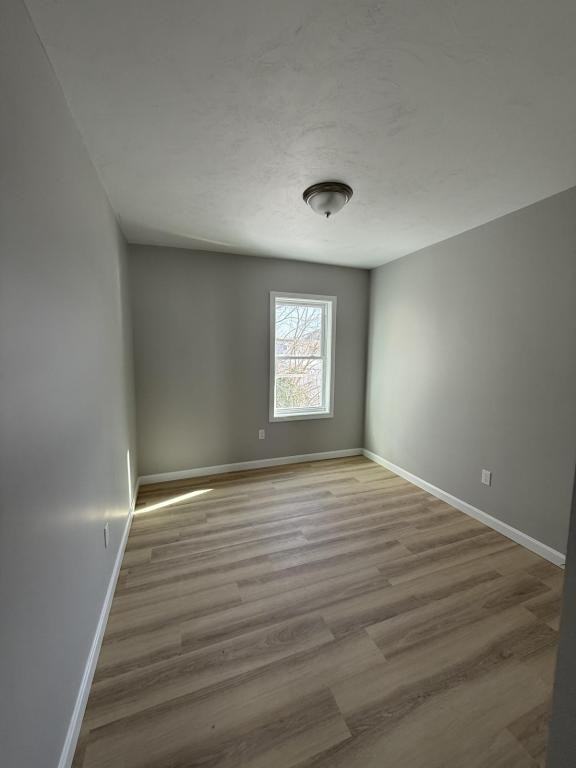 235 Orange St - Photo 6 of 11