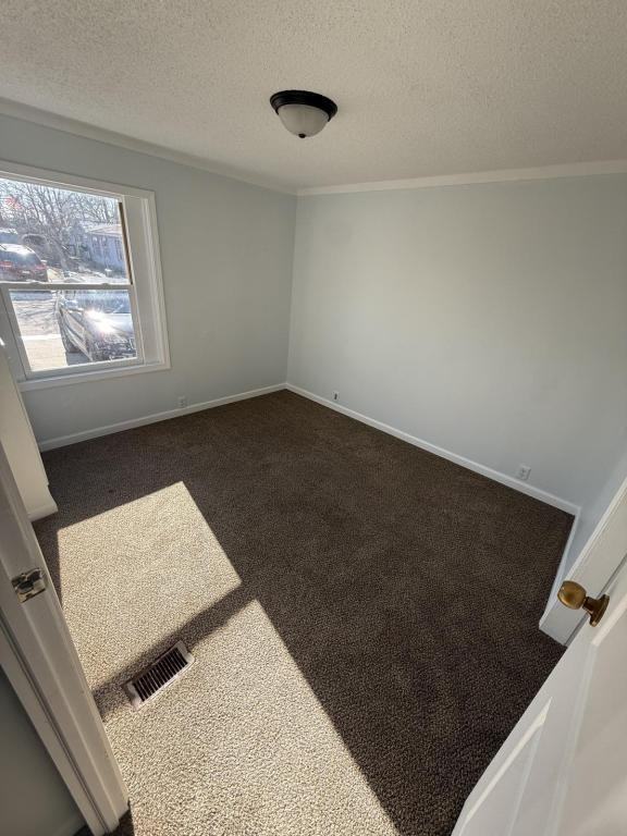 409 Peachtree St - Photo 4 of 20