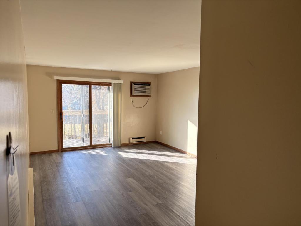 1404 Greene St - Photo 2 of 9