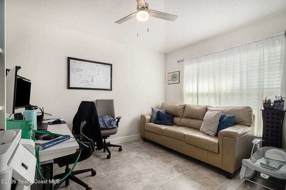 1041 Tupelo Cir - Photo 5 of 23