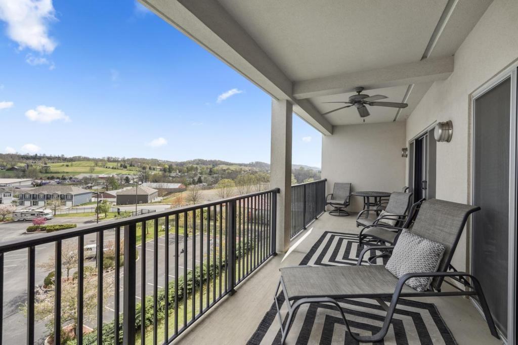 210 Raceday Center Dr - Photo 2 of 50