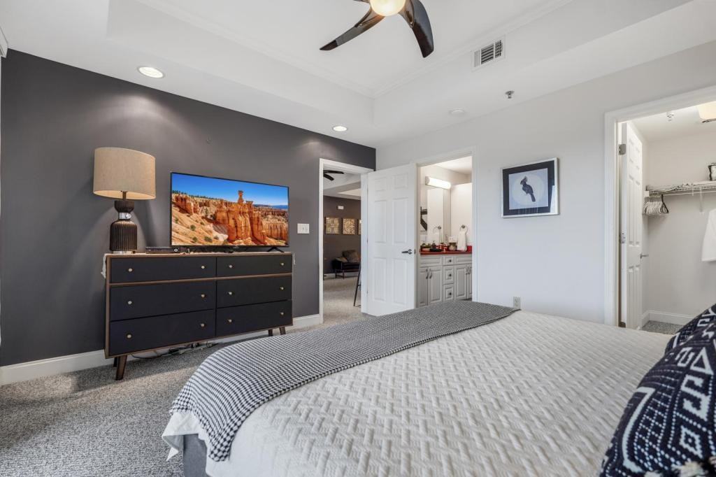 210 Raceday Center Dr - Photo 5 of 50