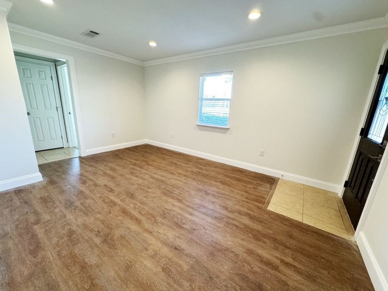 2718 2718 FM 408 - 2718 FM 408, Orange, TX. 77630 - Photo 5 of 37