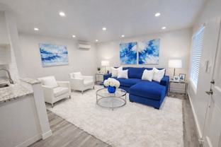 SB0217 - Photo 1 of 1