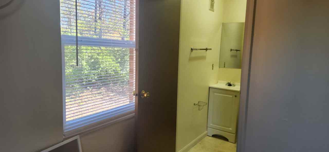 Berry Lane Apartments - Photo 3 of 17