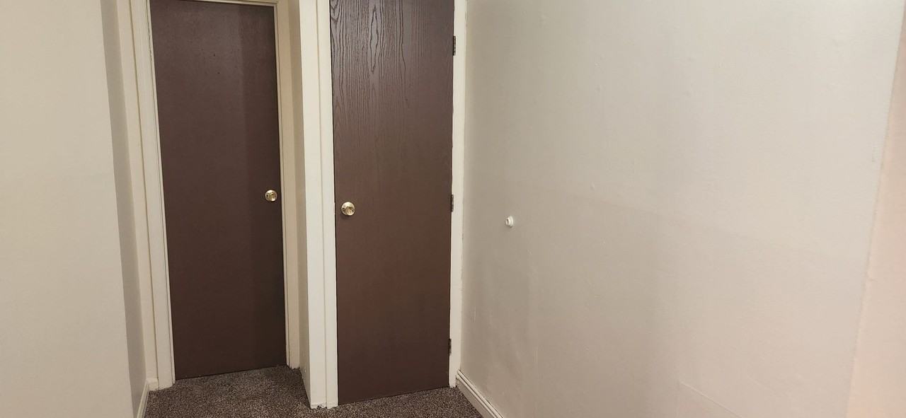 Berry Lane Apartments - Photo 7 of 17