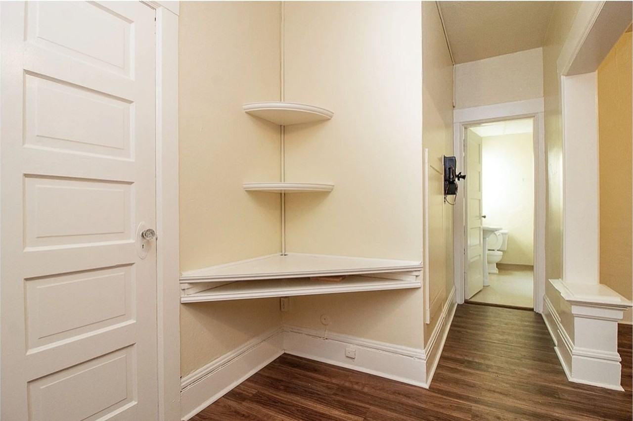 2105 NW Flanders St. - Photo 5 of 36