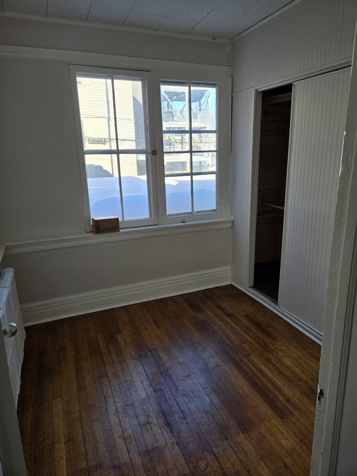 1162 College Street #2 - Photo 3 of 12