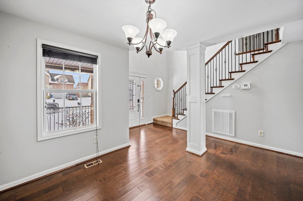 1069 Castlerock Dr - Photo 6 of 37