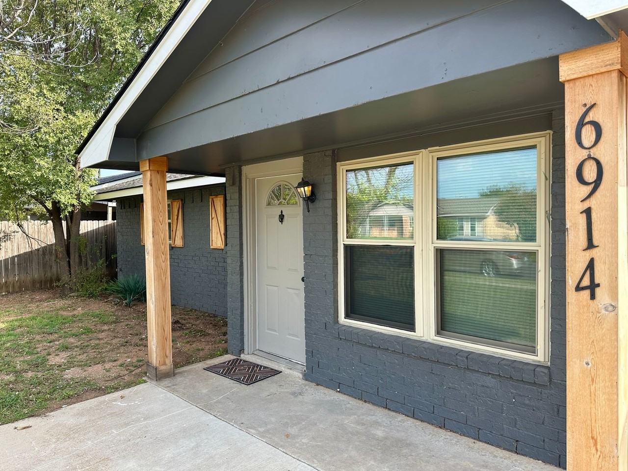 6914 Sw Forest Ave - Photo 4 of 26