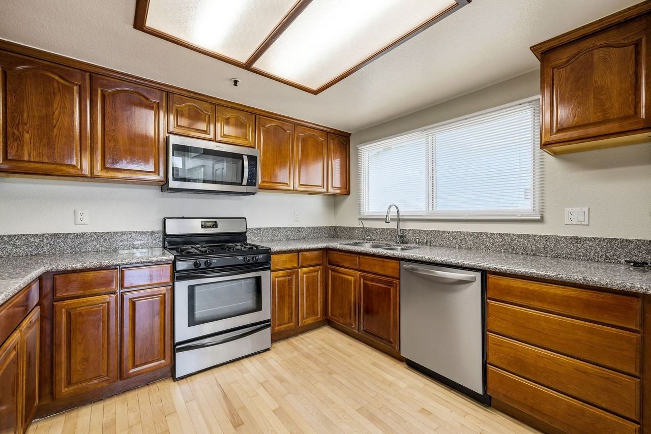 5847 E Rocking Horse Way #16 - Photo 6 of 16