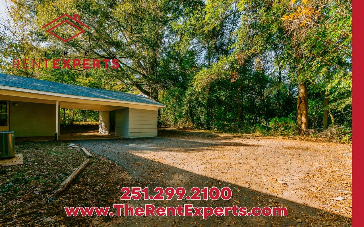 5466 Vanderbilt Dr N - Photo 5 of 25