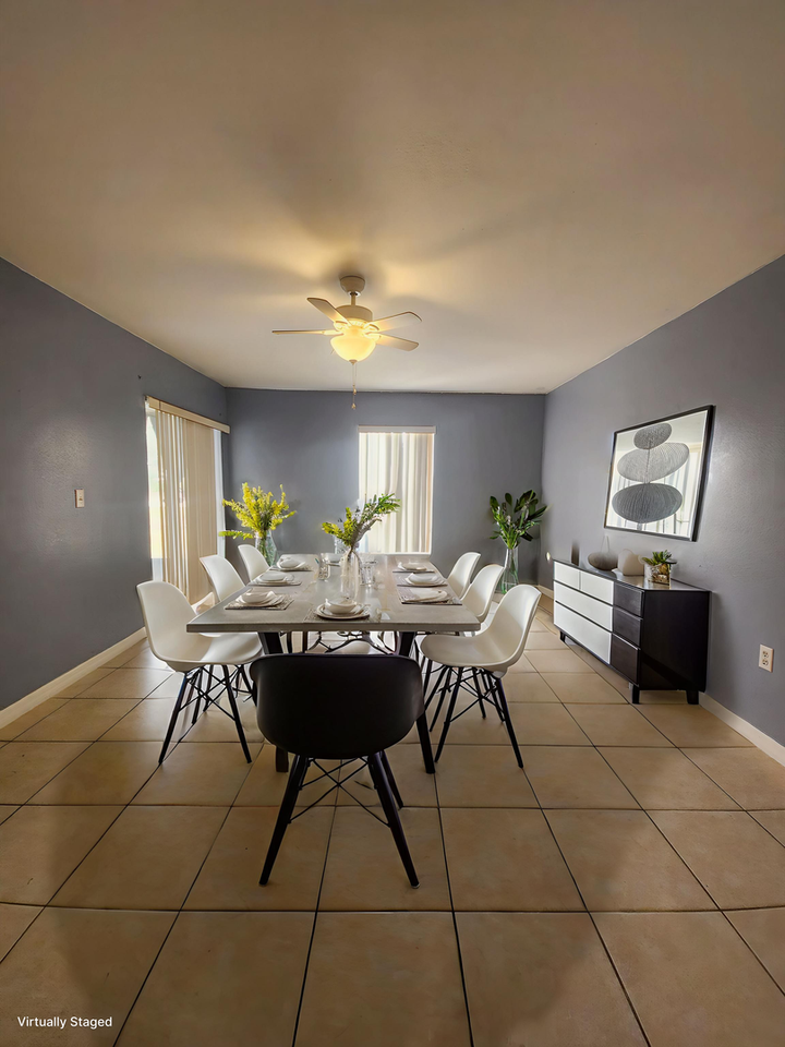 732 Bobcat Ct - Photo 4 of 13