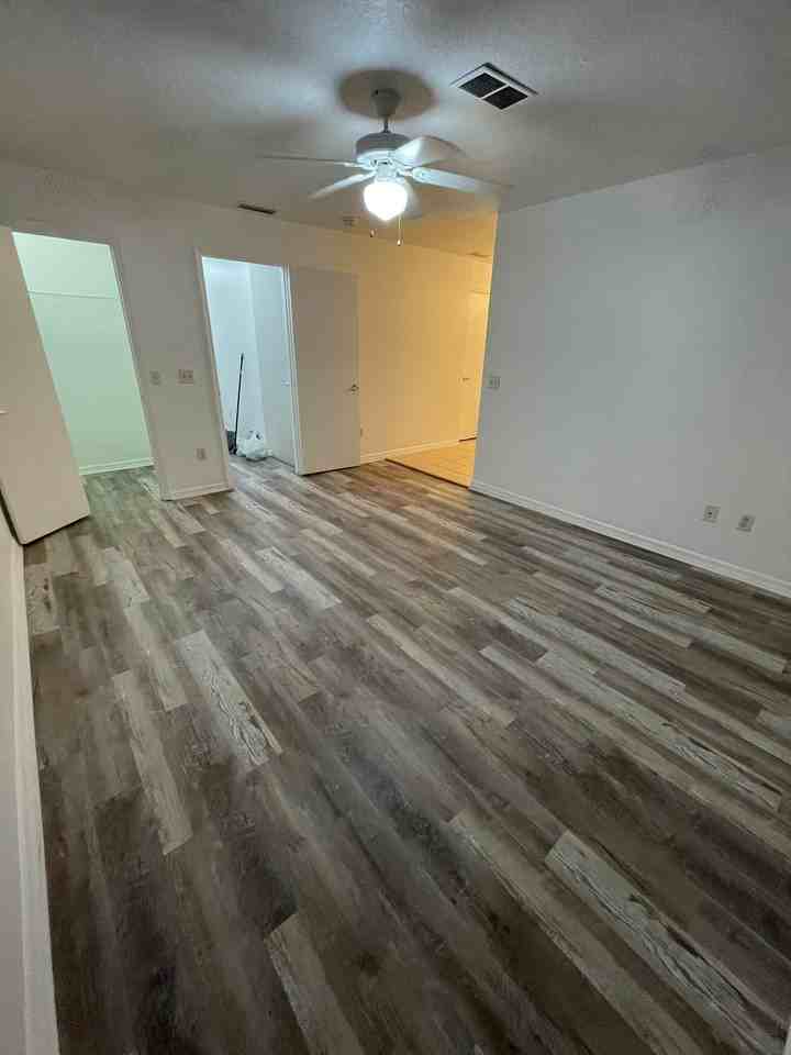 436 Washington Palm Loop #A - Photo 2 of 16