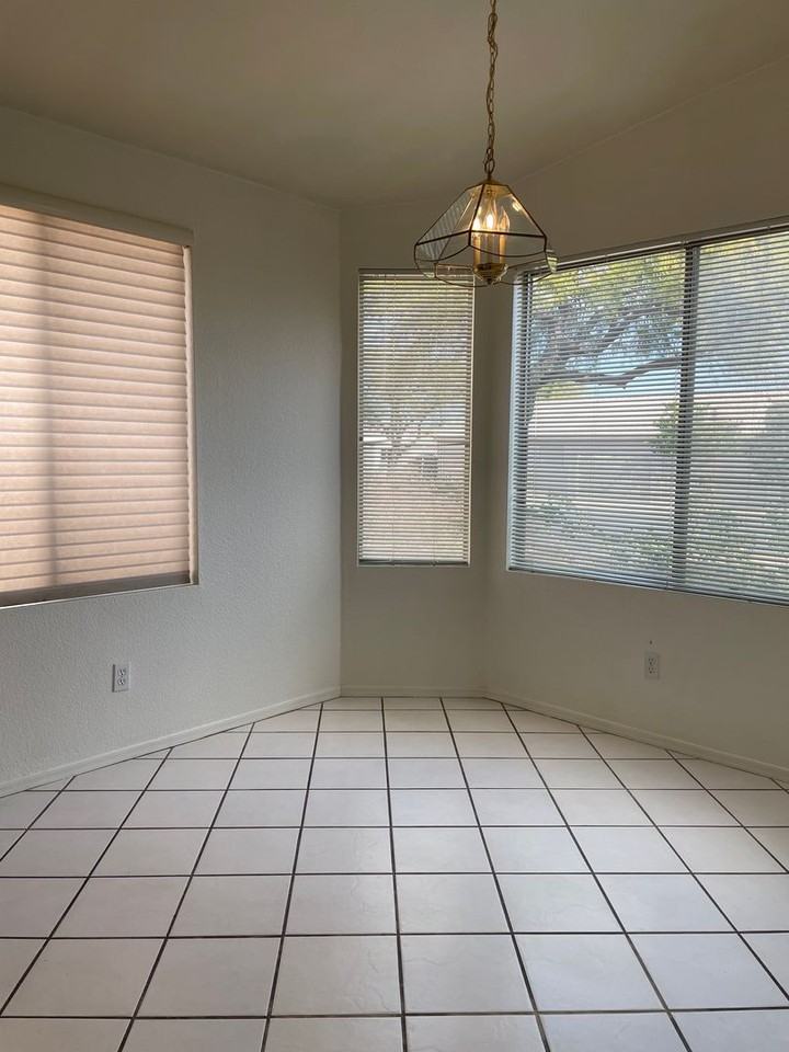 2342 S Via De Dos Arroyos - Photo 5 of 35