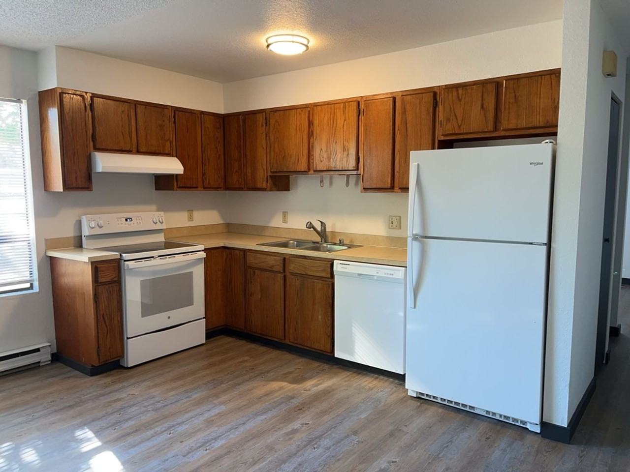 936 24th Street - Photo 5 of 22