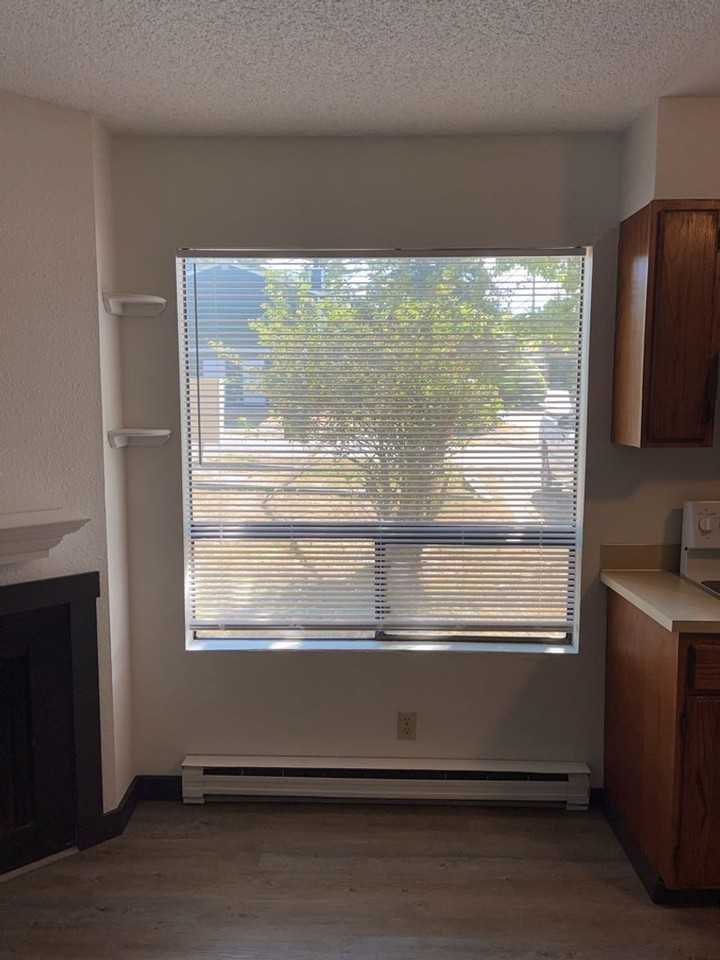 936 24th Street - Photo 6 of 22