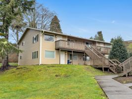 featured image of 1601 Broadway St