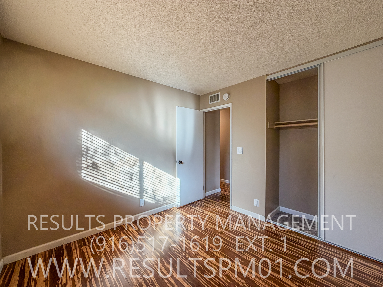 4249 Worthington Dr - Photo 7 of 27