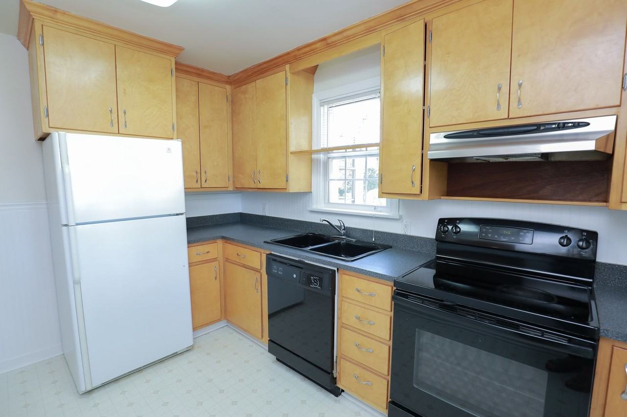 2922 Overton Rd - Photo 7 of 18