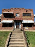 featured image of 935 Swann St