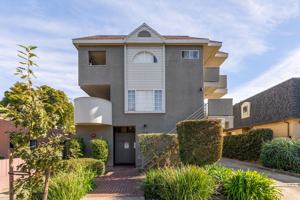 featured image of 1221 Oak Grove Ave