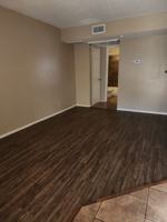 featured image of 502 W Houston St