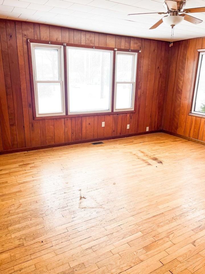 975 Bryant St Sw - Photo 2 of 8