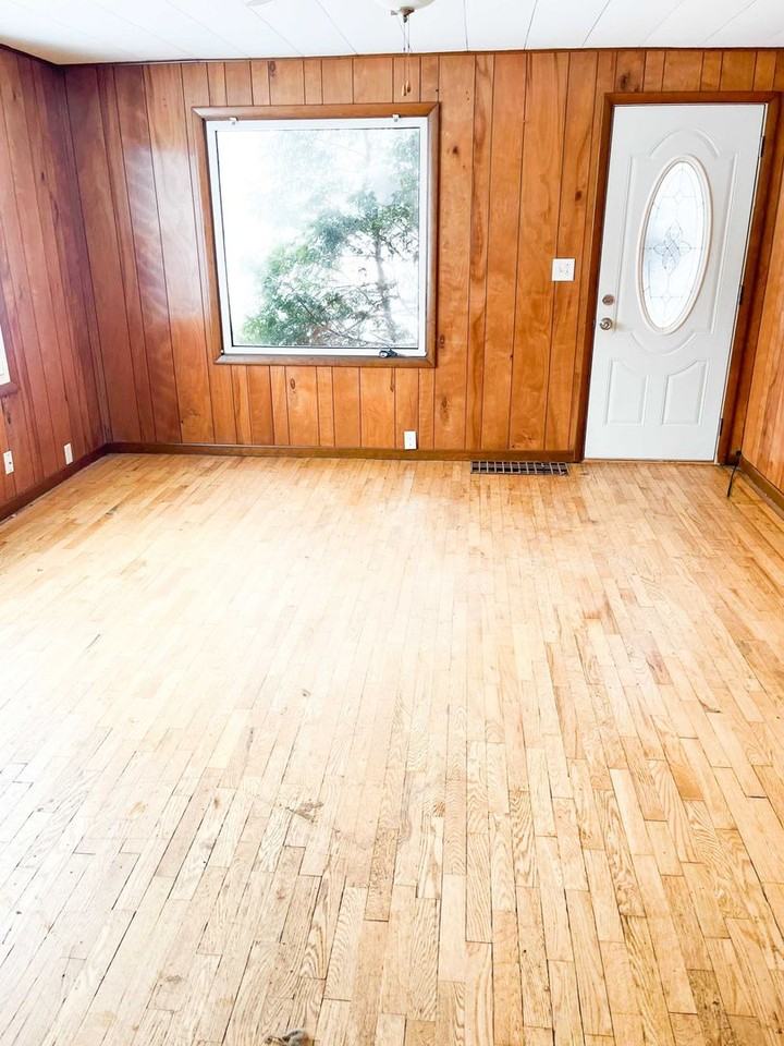 975 Bryant St Sw - Photo 3 of 8