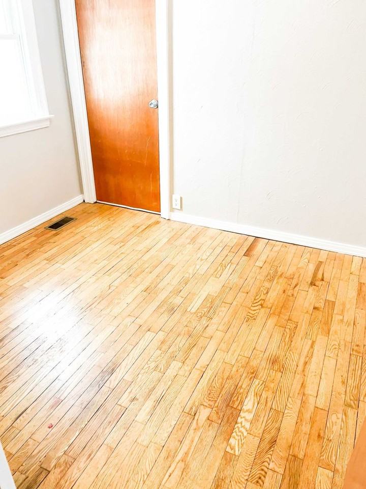 975 Bryant St Sw - Photo 6 of 8