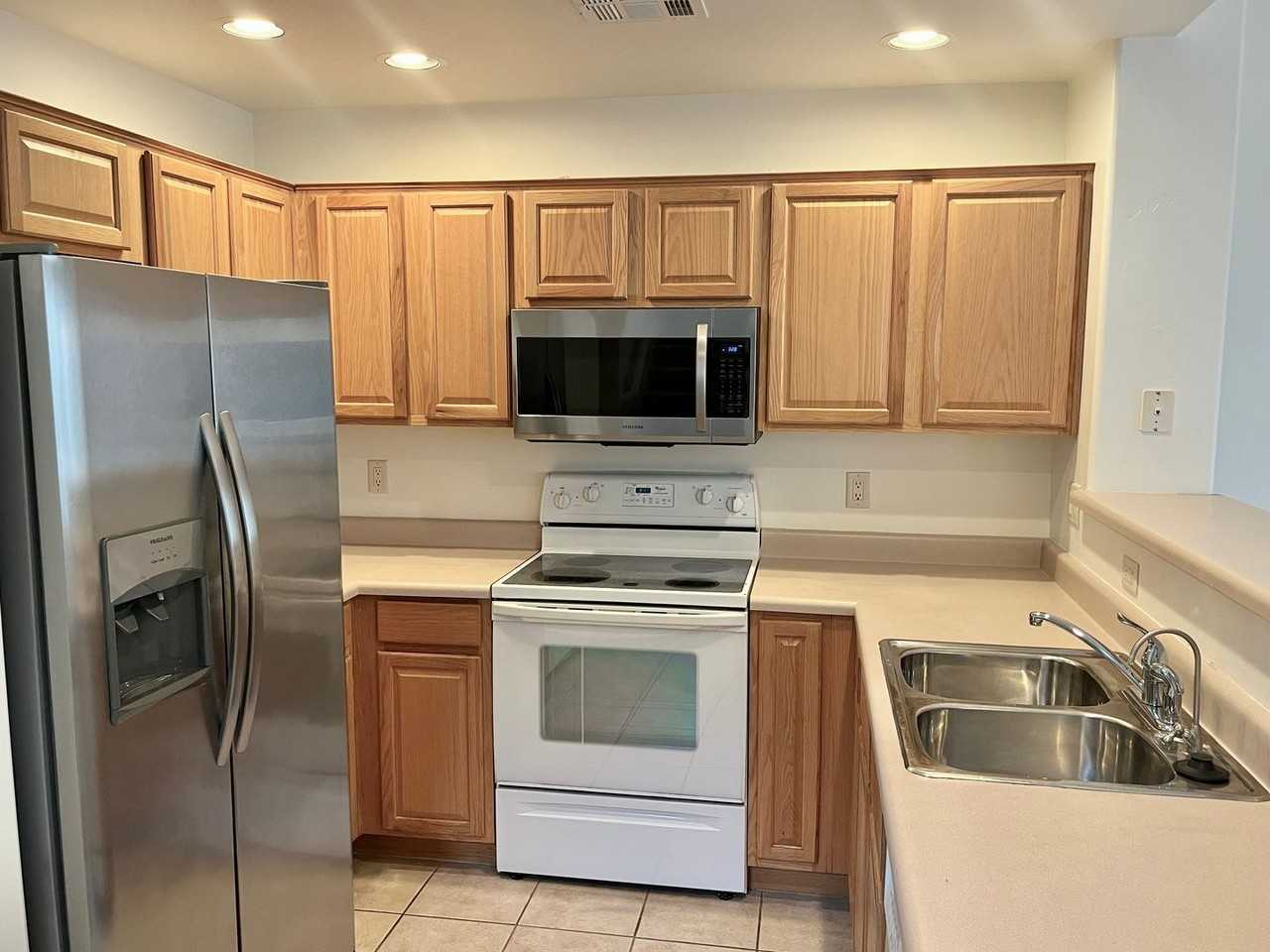 14000 N 94th St #1060 - Photo 4 of 17