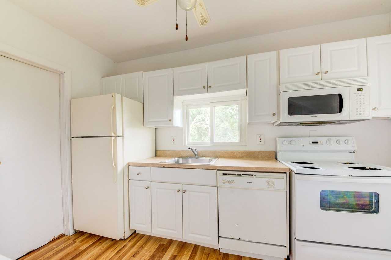 474 Edith St - Photo 4 of 13