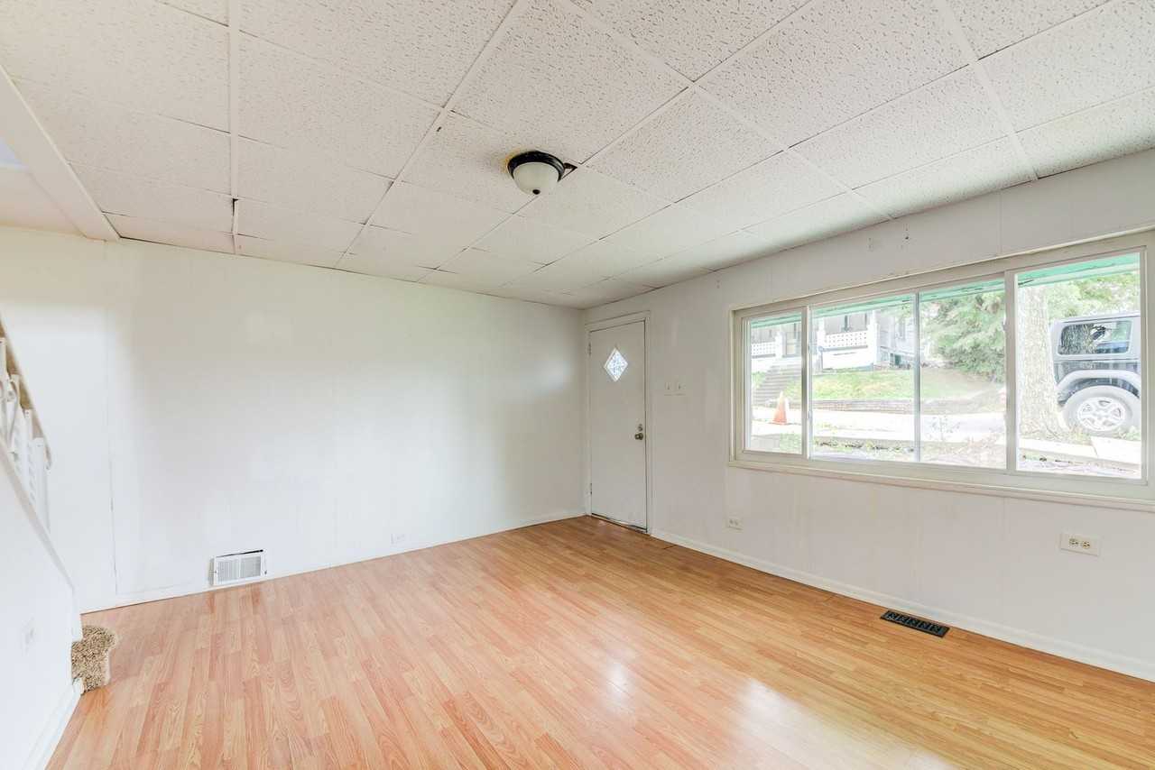 474 Edith St - Photo 7 of 13