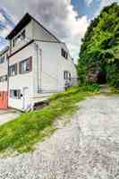 featured image of 59 Barry St