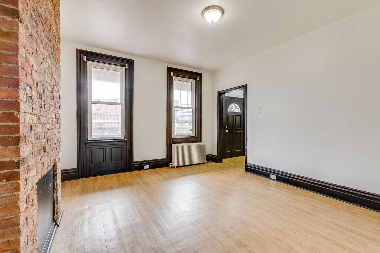 836 Industry St - Photo 7 of 38