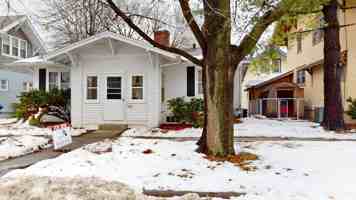 featured image of 706 Hodge Ave